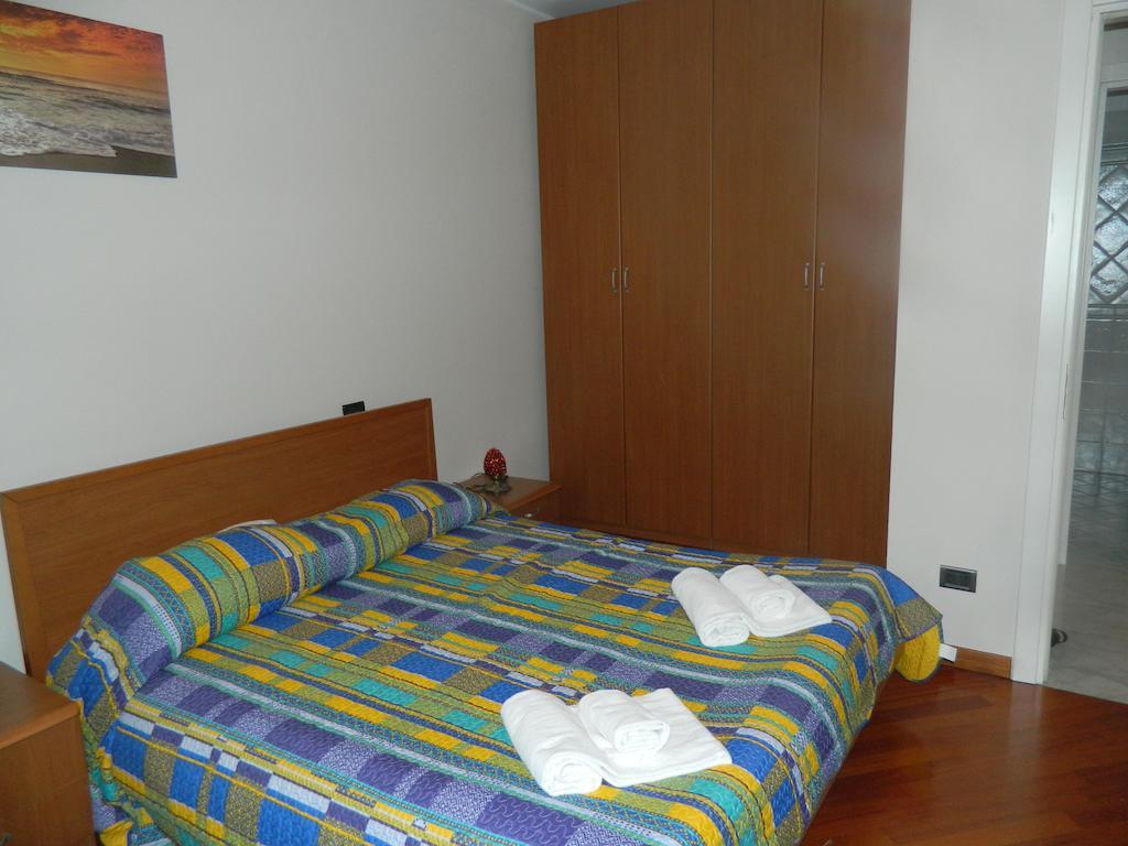 Mela Verde Apartments Bergamo Room photo