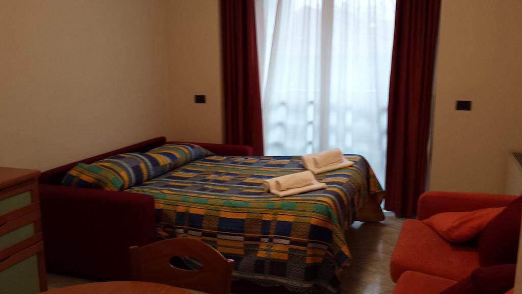 Mela Verde Apartments Bergamo Room photo